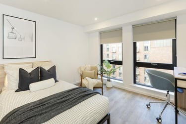 1 bed studio, Leylands Road, City Centre, Leeds, LS27EP - Image 1